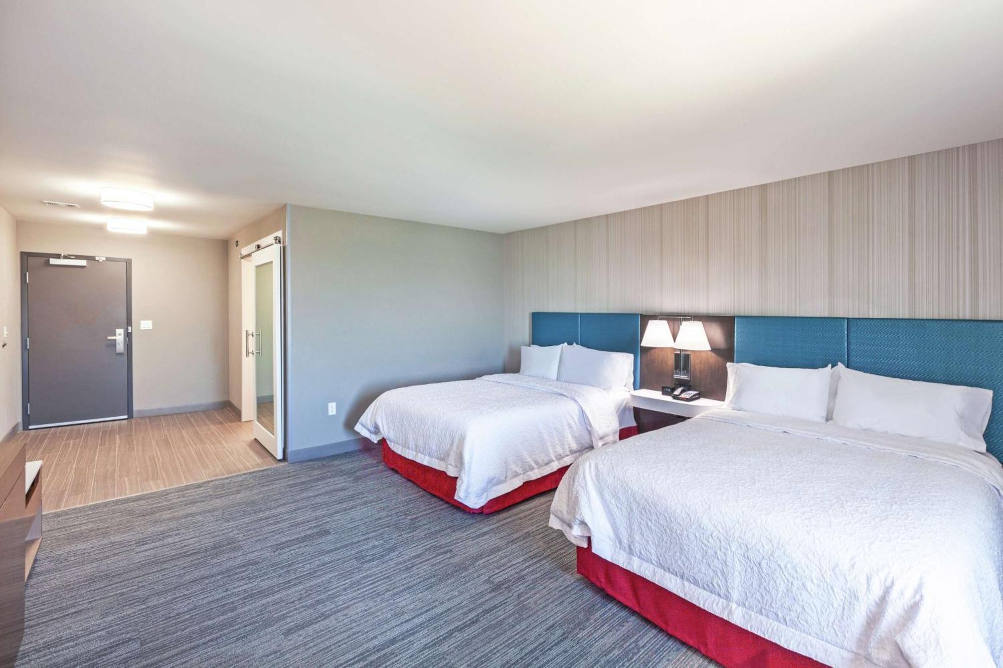 Hampton Inn Gardner Eksteriør bilde